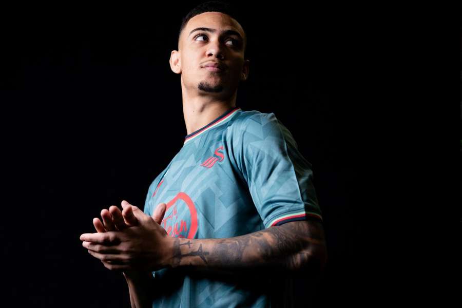 DONE DEAL: Swansea welcome Brentford winger Nunes