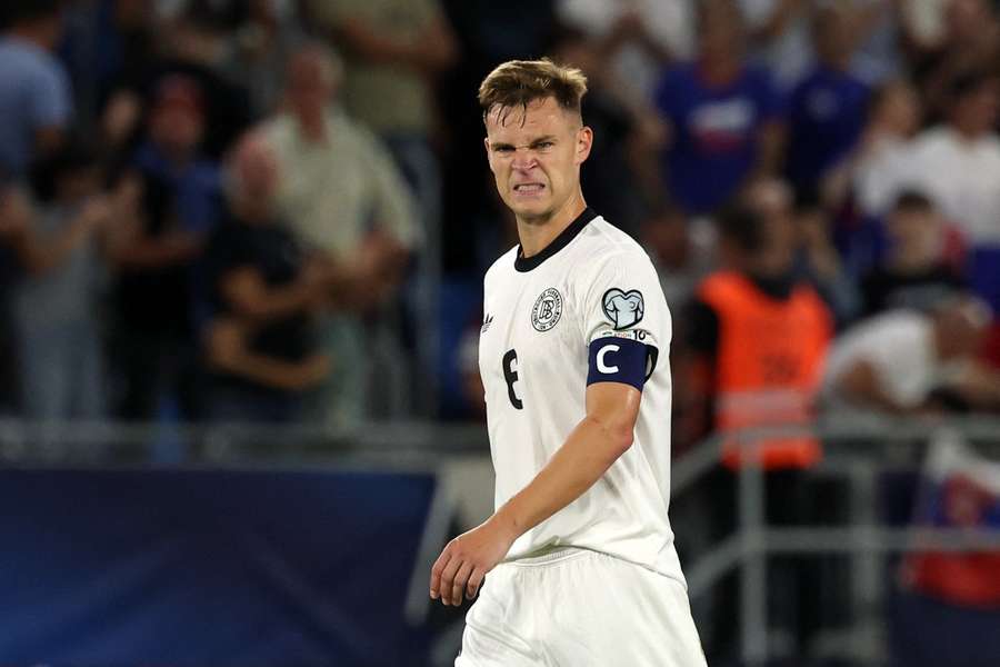 Kapitan Niemców: rozmawialiśmy już o mundialu, a zapomnieliśmy o kwalifikacjach Kapitan Niemców: rozmawialiśmy już o mundialu, a zapomnieliśmy o kwalifikacjach