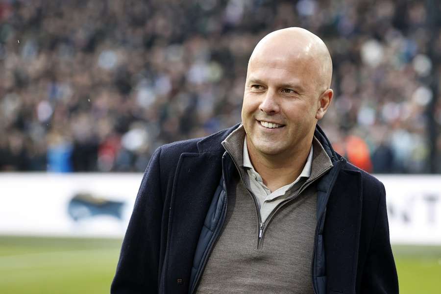 Feyenoords cheftræner Arne Slot er angiveligt den førende kandidat til at blive Liverpools næste manager.