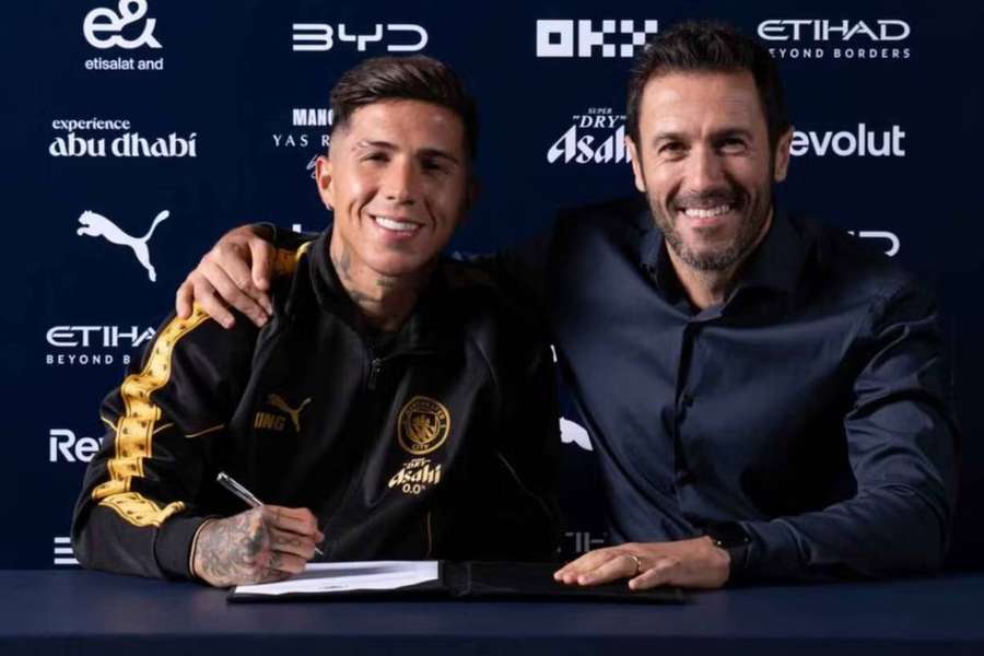 Fernández vyrovnal rekord Premier League. Fernández vyrovnal rekord Premier League.