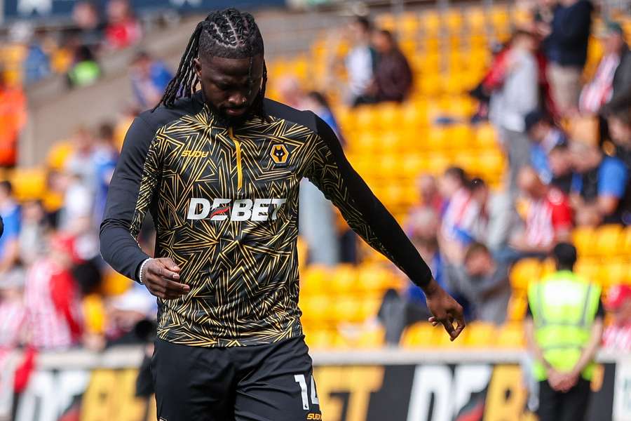 Tolu Arokodare ao serviço do Wolves Tolu Arokodare ao serviço do Wolves