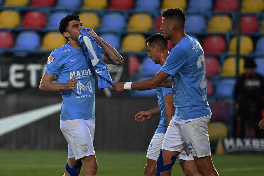 Jucătorii de la FC Voluntari celebrează marcarea unui gol Jucătorii de la FC Voluntari celebrează marcarea unui gol