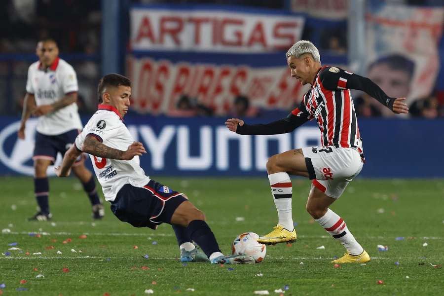 O São Paulo não finalizou a gol no primeiro tempo contra o Nacional-URU