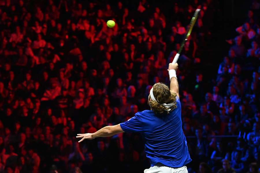 Tsitsipas desperdicia cuatro bolas de partido contra Tiafoe y Europa pierde la Laver Cup