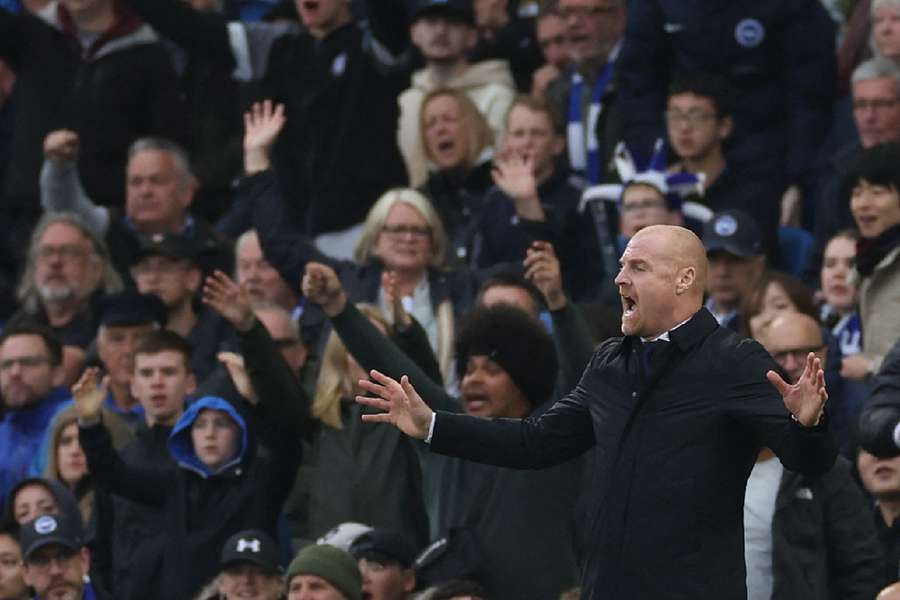 Everton manager Sean Dyche on the sidelines during the match