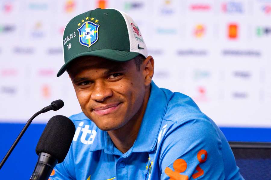 Douglas Santos conversou com os jornalistas no hotel The Ridge, em Nova Jersey