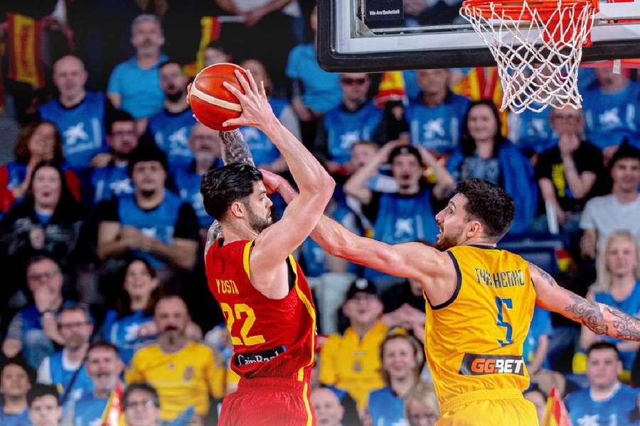 Yusta, entrando a canasta