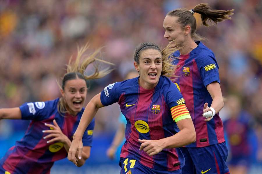 Alexia Putellas marcou duas vezes na vitória do Barcelona sobre o Bayern de Munique
