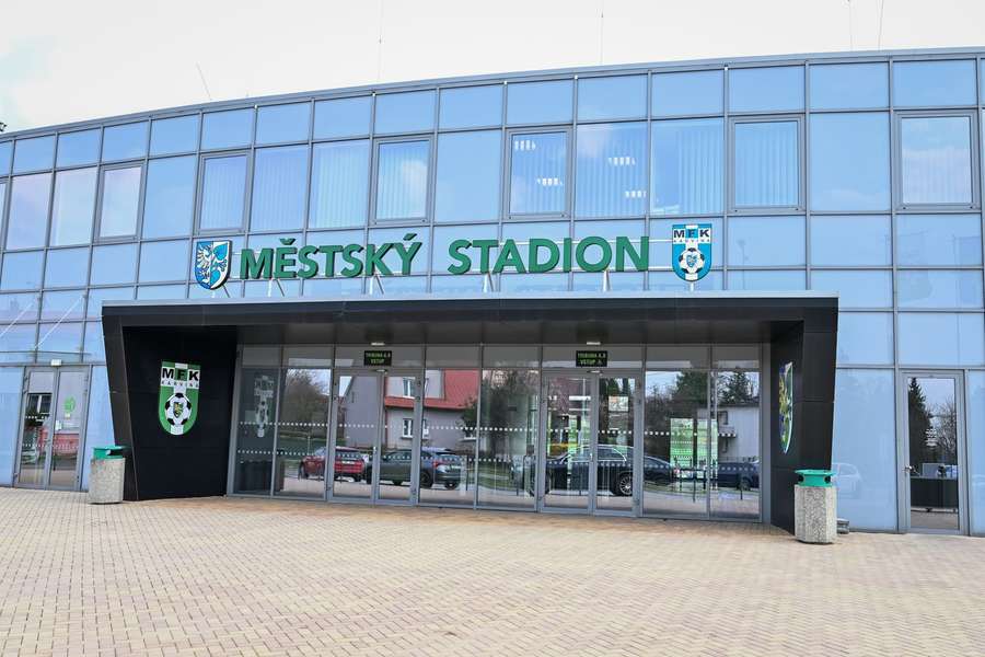 Stadion MFK Karviná, jednoho z obviněných klubů.