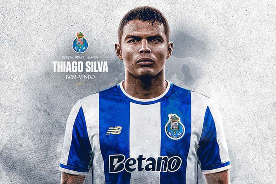 Thiago Silva ha firmado hasta el final de la temporada, con un año más opcional Thiago Silva ha firmado hasta el final de la temporada, con un año más opcional