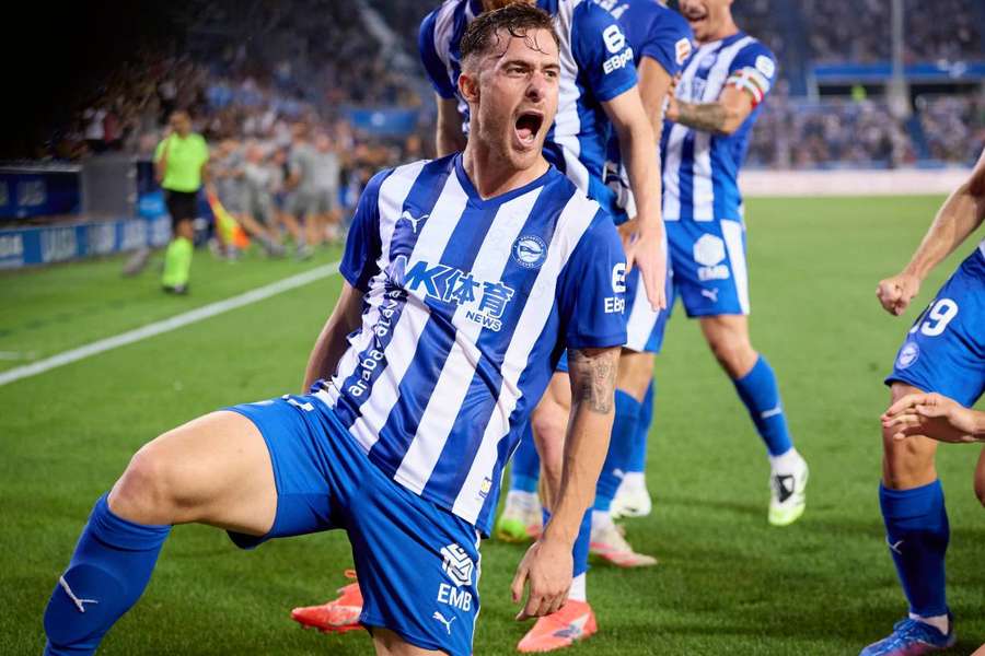 Toni Martínez, celebrando su gol