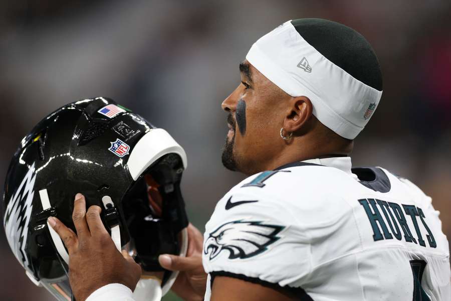 Jalen Hurts é um dos astros do Philadelphia Eagles, atual campeão da NFL Jalen Hurts é um dos astros do Philadelphia Eagles, atual campeão da NFL