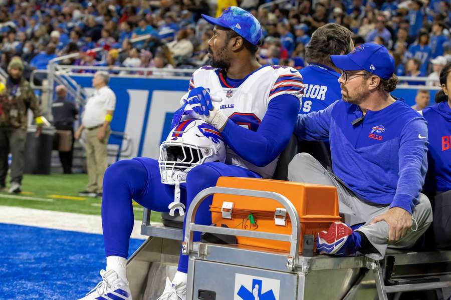 Buffalo Bills' elite pass rusher Von Miller out for season after knee surgery