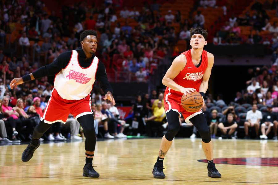 Tyler Herro (r.) und Kyle Lowry führen die Heat im Backcourt an.