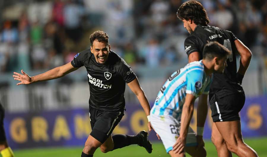 Eduardo deixou Botafogo em vantagem, mas time cedeu empate