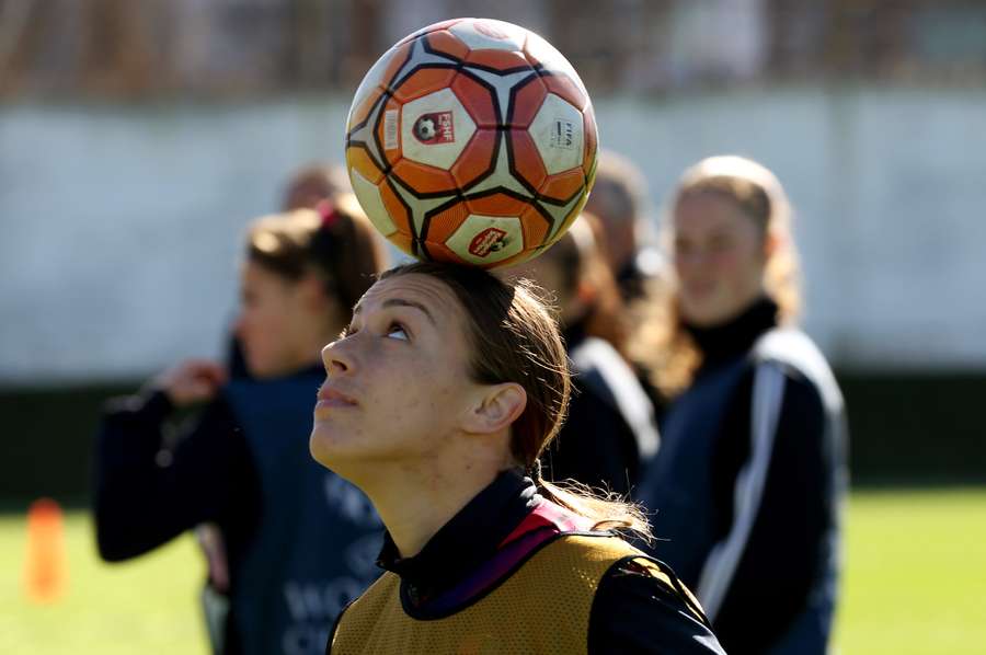 Las mujeres ganan peso en Albania
