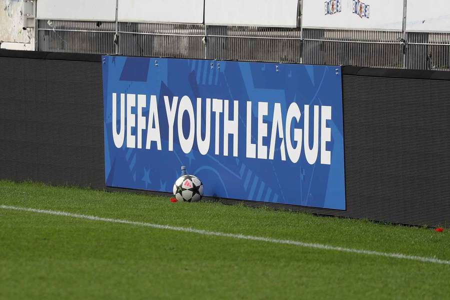 Farul s-a calificat în turul al treilea al Youth League