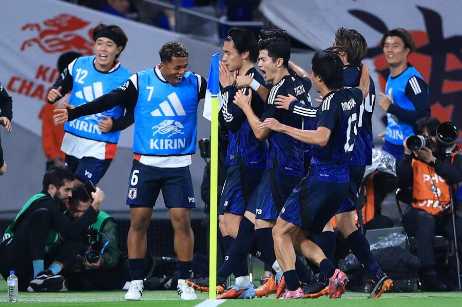 Os japoneses vinham de 3 partidas sem vitória na temporada Os japoneses vinham de 3 partidas sem vitória na temporada