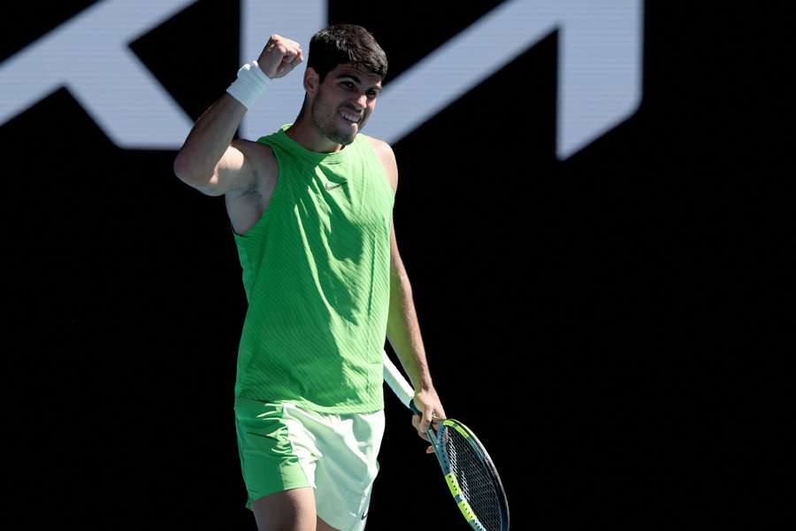 Alcaraz celebra en Melbourne Alcaraz celebra en Melbourne