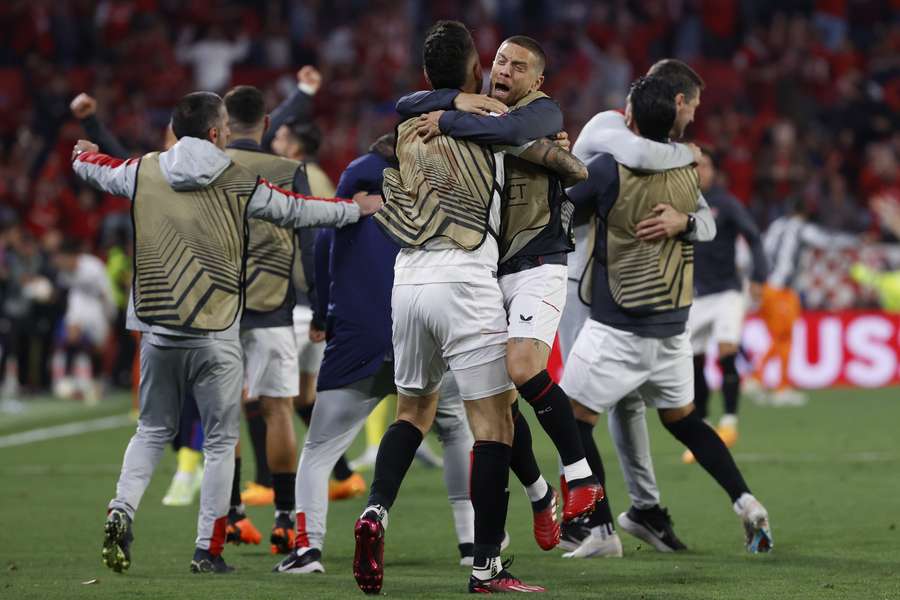 Sevilla staat weer in finale Europa League na verslaan Juventus