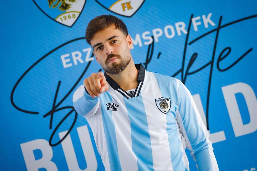 Miguel Cardoso oficializado no Erzurumspor