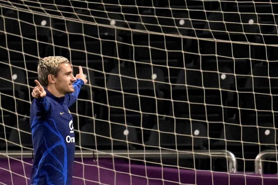 Planeta bola se rende à metamorfose do "Pequeno Príncipe" Griezmann