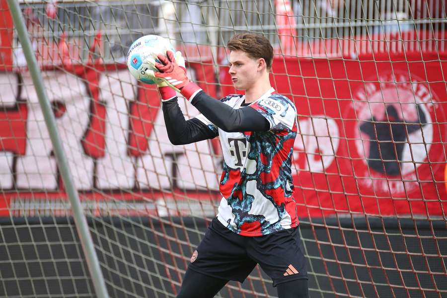 Bayern-Keeper Urbig