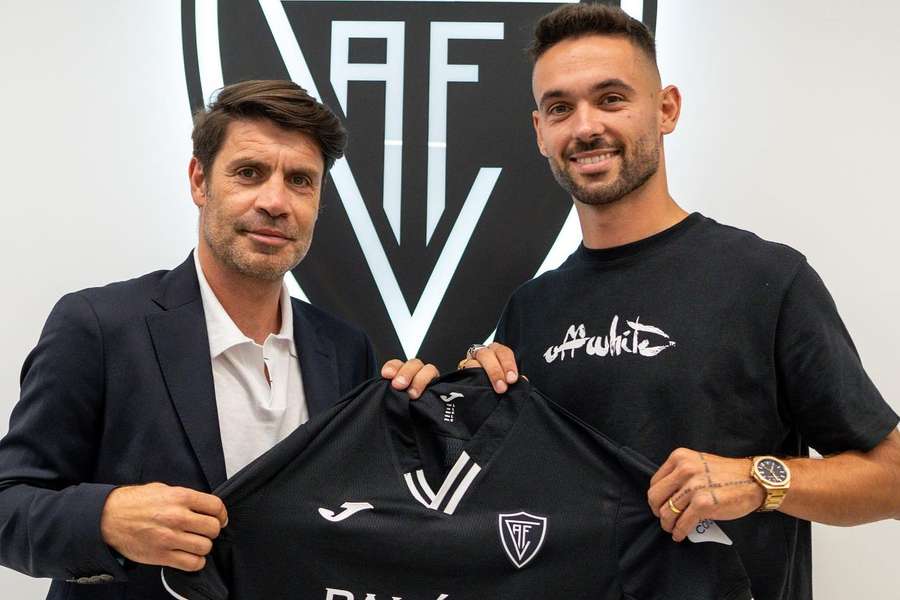 Defesa de 27 anos passou quatro temporadas no Gil Vicente