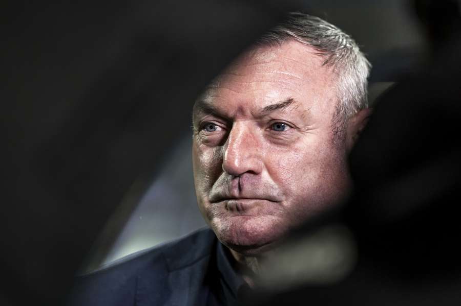 Ron Jans wil dat FC Utrecht beter aan de bal wordt