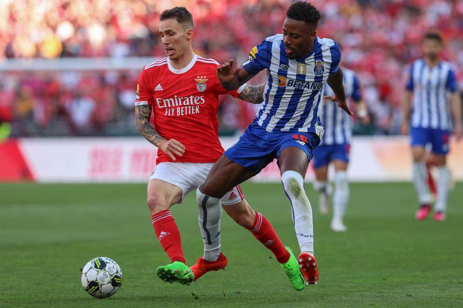 Grimaldo está de saída do Benfica