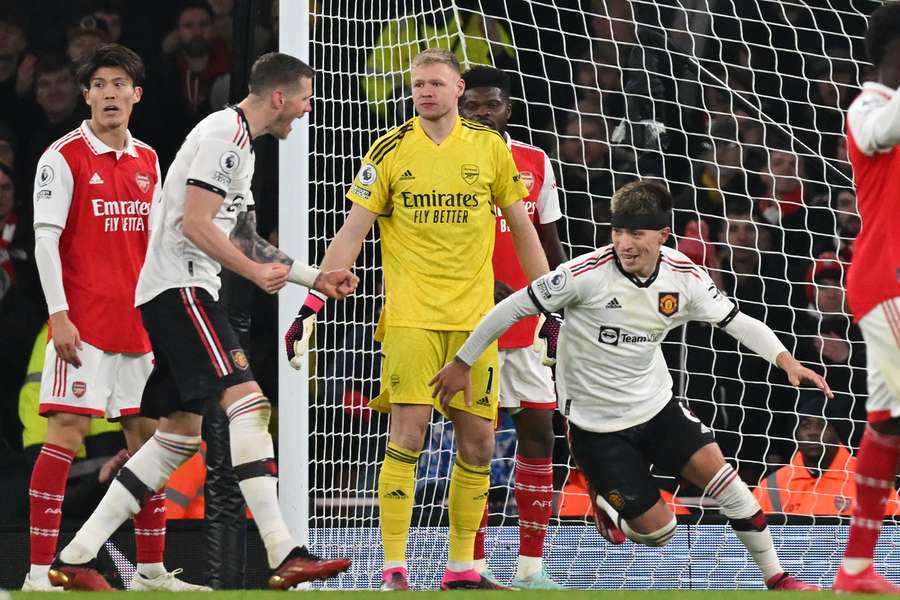 Lisandro Martinez înscrie primul său gol în Premier League și aduce egalarea