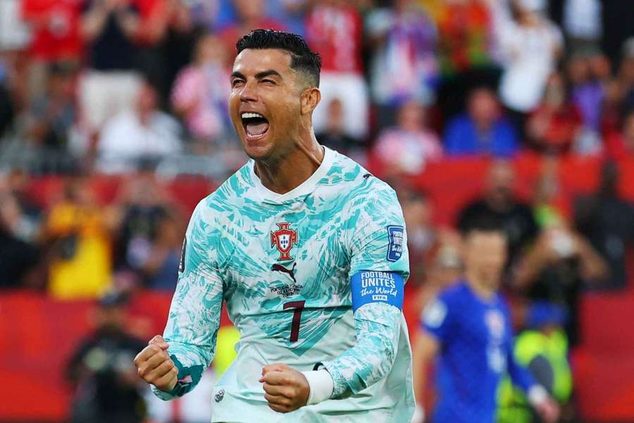 Cristiano Ronaldo celebrates his goal from the spot