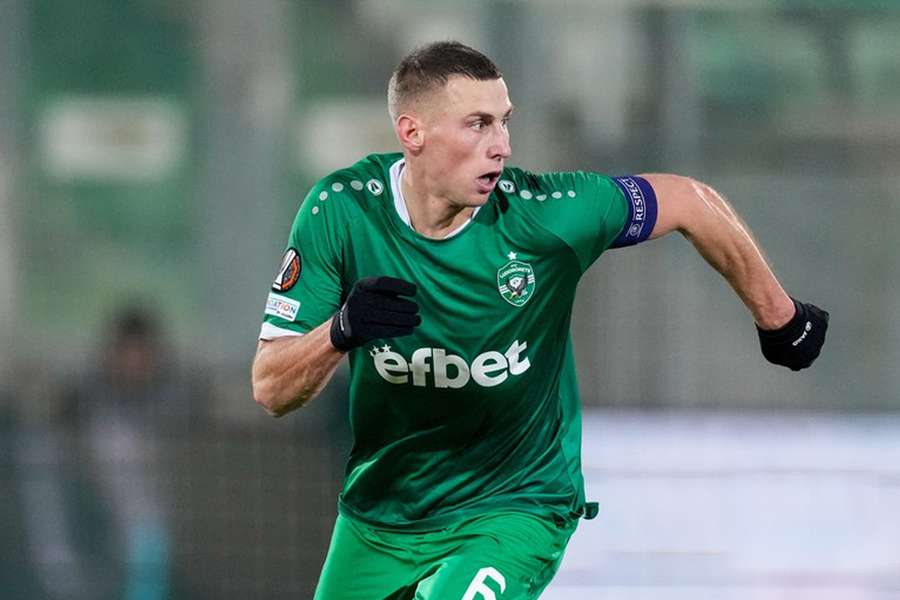 Jakub Piotrowski kontynuuje dobrą serię w 2025 roku, kolejny gol Polaka w Bułgarii