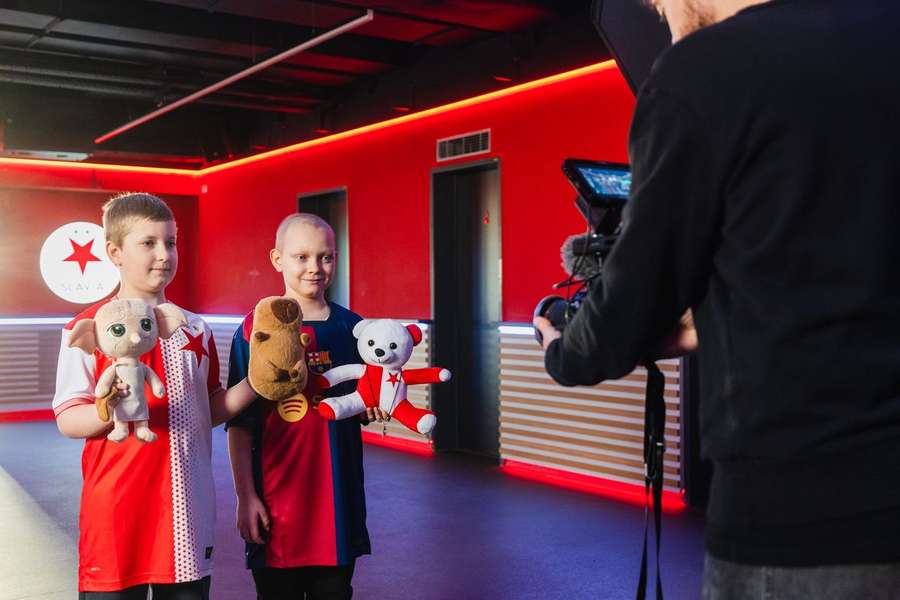 Adam y Dominik, dos símbolos de enorme valentía.