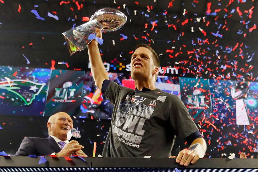 Tom Brady ganó seis de sus siete títulos con los New England Patriots