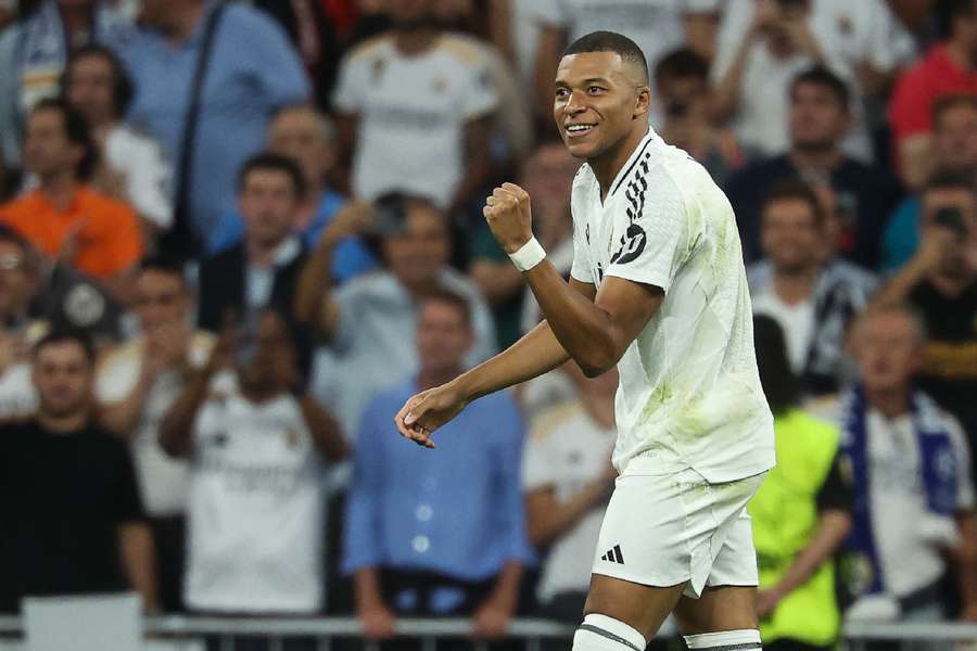 Mbappe celebrates his opener