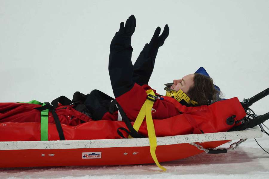 Groźny upadek utytułowanej Kanadyjki Cassie Sharpe w narciarstwie dowolnym na igrzyskach