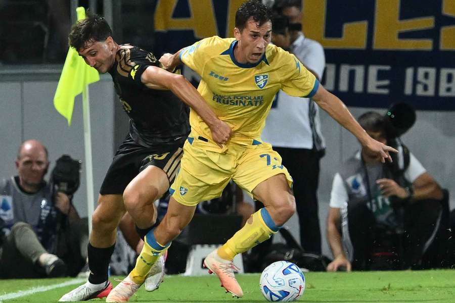 Patrizio Masini durante la sfida di campionato tra il Frosinone e la Juventus Patrizio Masini durante la sfida di campionato tra il Frosinone e la Juventus