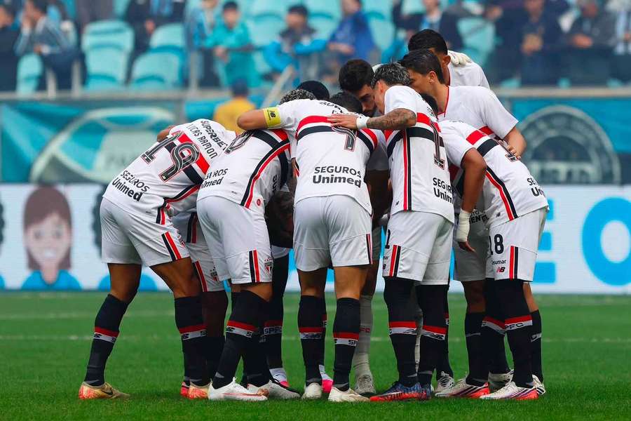São Paulo tenta se recuperar no Brasileirão