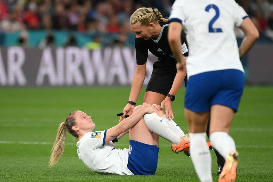 Wiegman praises 'fighting' England after Walsh injury shock