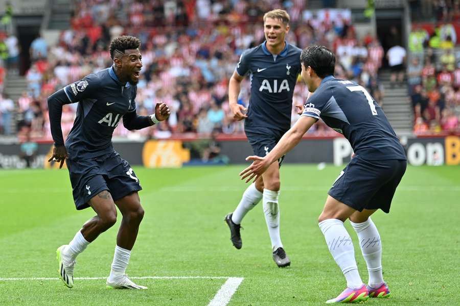 Emerson Royal celebrates Tottenham's equaliser