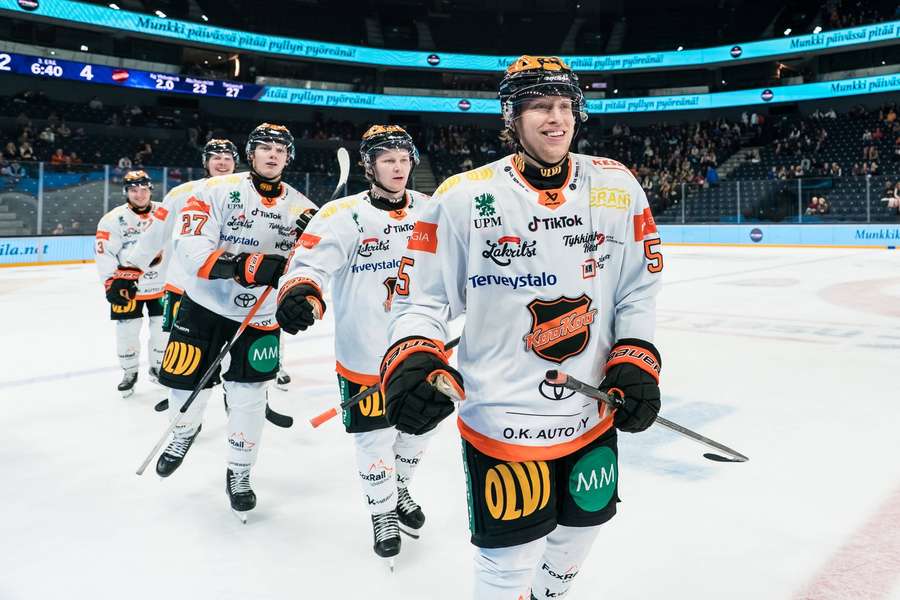 KooKoo returned to the top four in the standings