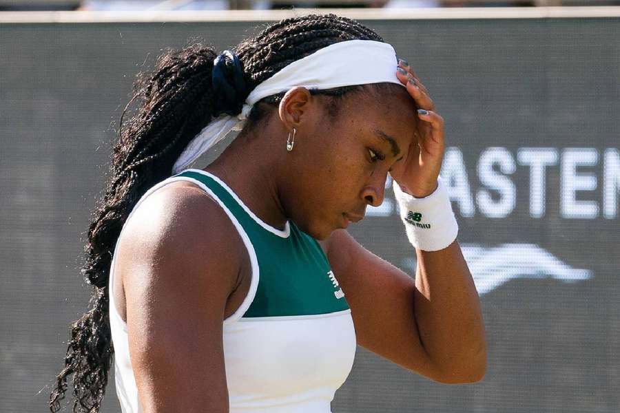 Gauff, con el rostro serio tras perder en su estreno en Berlín