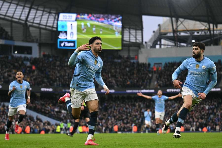 Marmoush con un hat-trick, Ederson con una asistencia y el Manchester City con una importante victoria