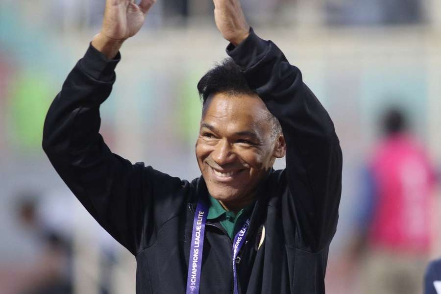 José Morais celebra título nos Emirados