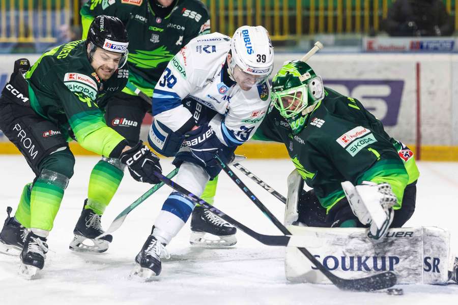 Nitra vyhrala na ľade Žiliny a poskočila na tretie miesto. Nitra vyhrala na ľade Žiliny a poskočila na tretie miesto.