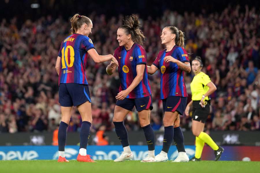 Barcelona goleia Real Madrid no Camp Nou