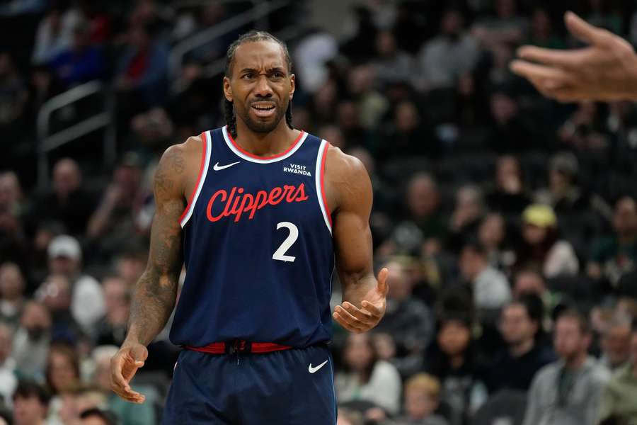 Los Angeles Clippers Kawhi Leonard reacting