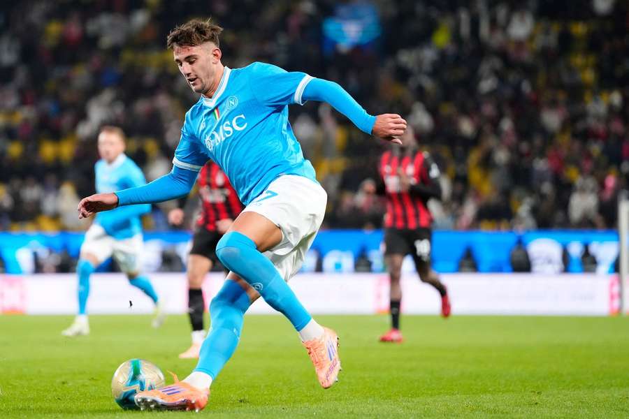 Lorenzo Lucca, avançado do Nápoles