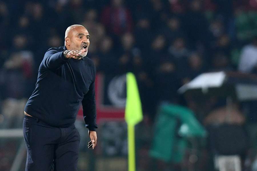Calcio, il Cagliari ormai pronto a esonerare il tecnico Fabio Liverani